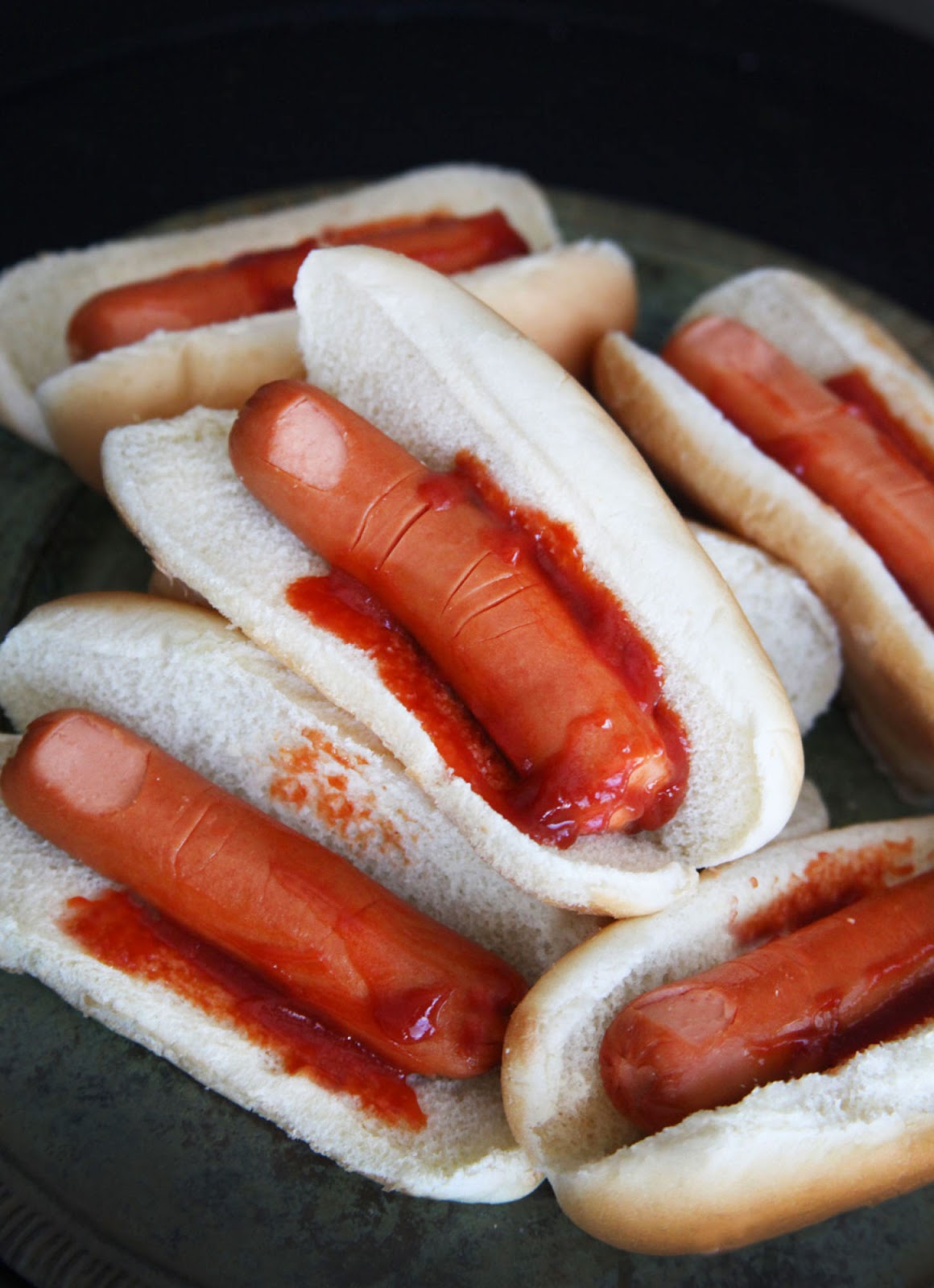 recette-halloween-hot-dog-cannibal
